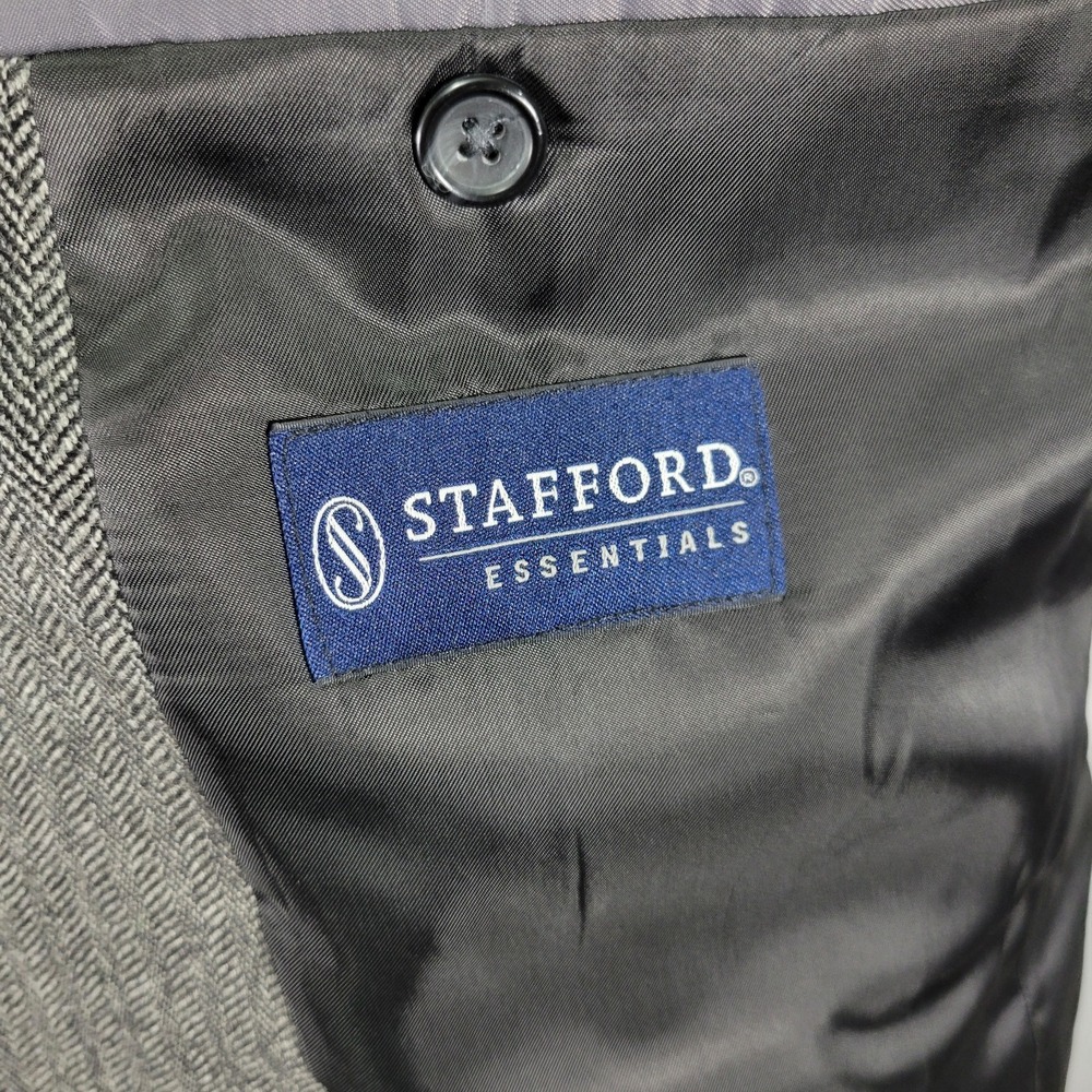 Stafford Essentials Mens Sport Coat Blazer Three Button GRY Herringbone Wool 42S - Picture 16 of 16